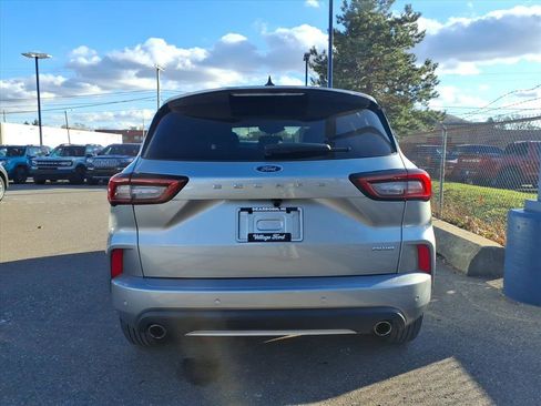 Certified 2023 Ford Escape ST-Line w/ Tech Pack #1 image 7