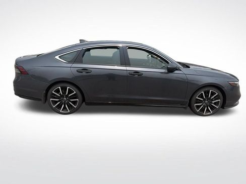 Used 2024 Honda Accord Touring image 10