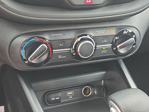 Used 2024 Kia Soul LX w/ Option Group 015 FWD image 23