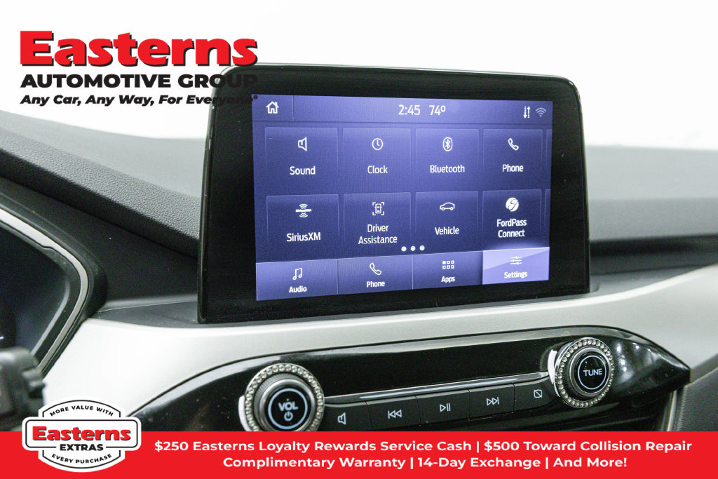 Used 2022 Ford Escape SE FWD image 19
