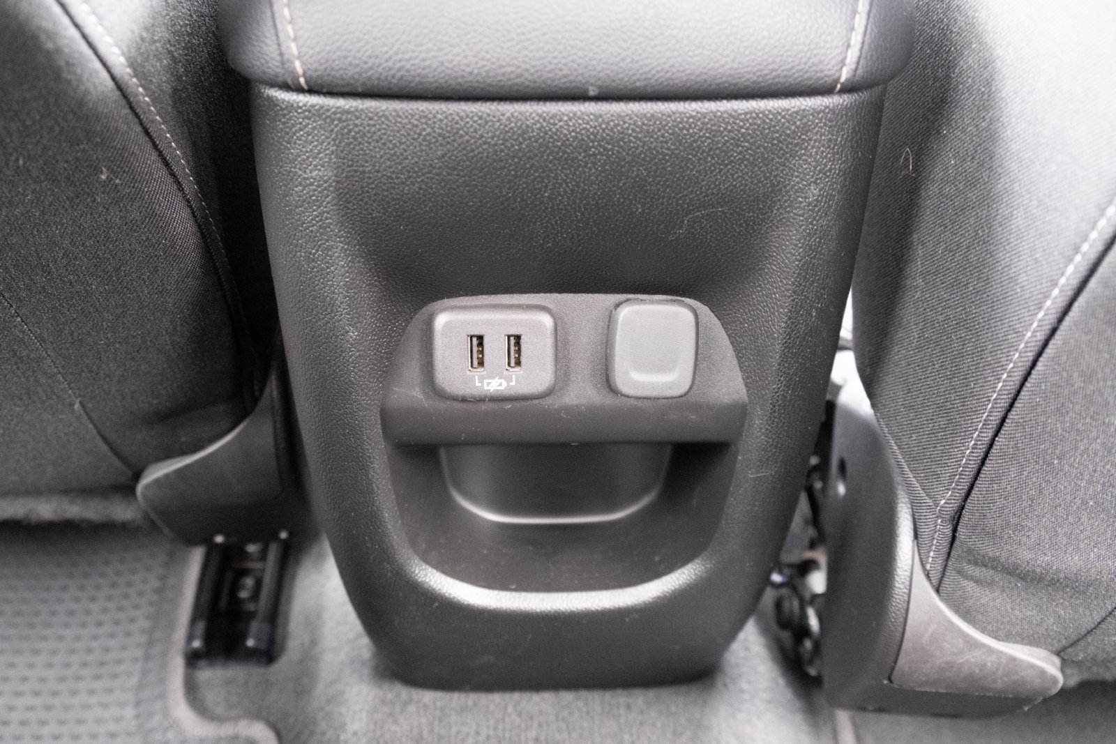 Used 2022 Chevrolet Colorado LT RWD image 15