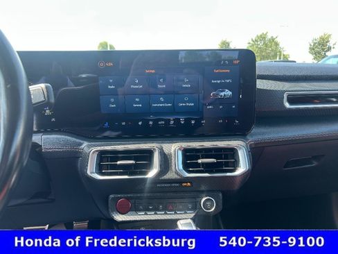 Used 2025 Ford Mustang Premium RWD image 19