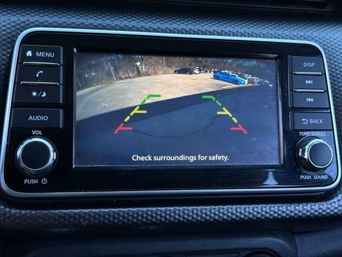 Used 2020 Nissan Kicks S image 26