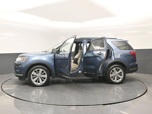Certified 2018 Ford Explorer Limited w/ Equipment Group 301A AWD/4WD image 31