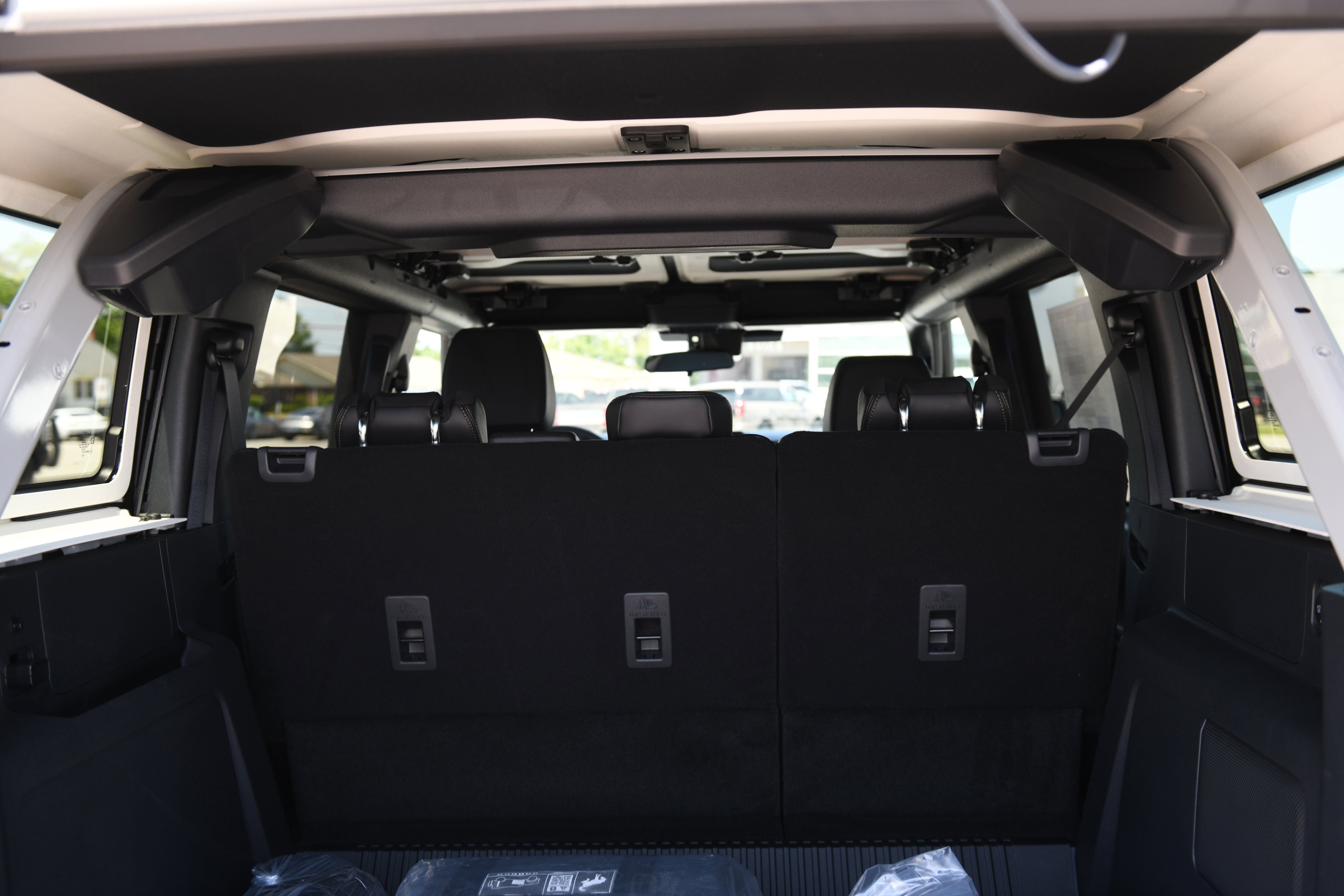 New 2026 Ford Bronco Badlands AWD/4WD image 8