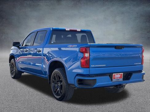 Used 2023 Chevrolet Silverado 1500 Custom AWD/4WD image 6