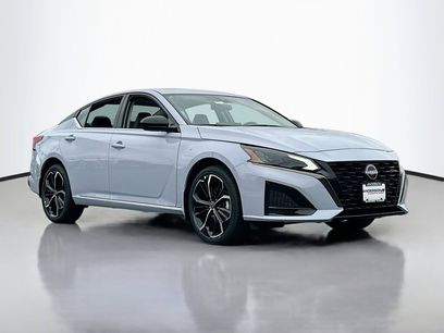 New 2025 Nissan Altima 2.5 SR w/ SR Premium Package