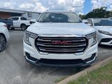 Used 2024 GMC Terrain SLT image 2