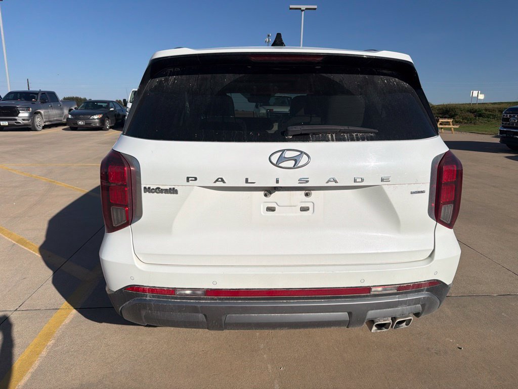 Used 2023 Hyundai Palisade Limited AWD/4WD image 4