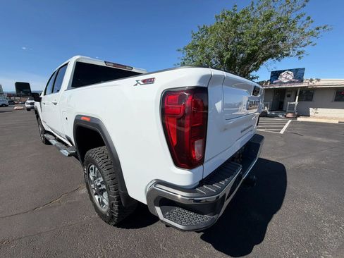 Used 2024 GMC Sierra 2500 SLE w/ SLE Convenience Package AWD/4WD image 8