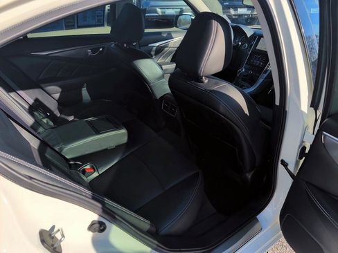 Used 2020 INFINITI Q50 Sport image 13