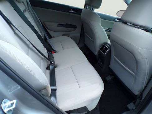 Used 2019 Kia Sportage LX AWD/4WD image 7
