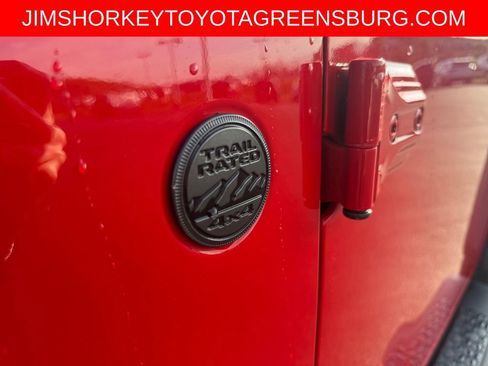 Used 2022 Jeep Wrangler Sport AWD/4WD image 30