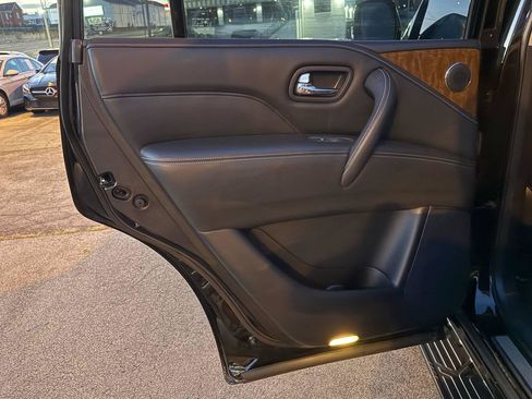 Used 2019 INFINITI QX80 Luxe AWD/4WD image 35