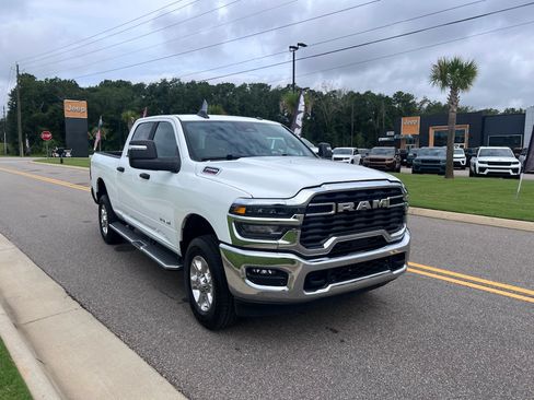 Certified 2026 RAM 2500 Big Horn AWD/4WD image 1
