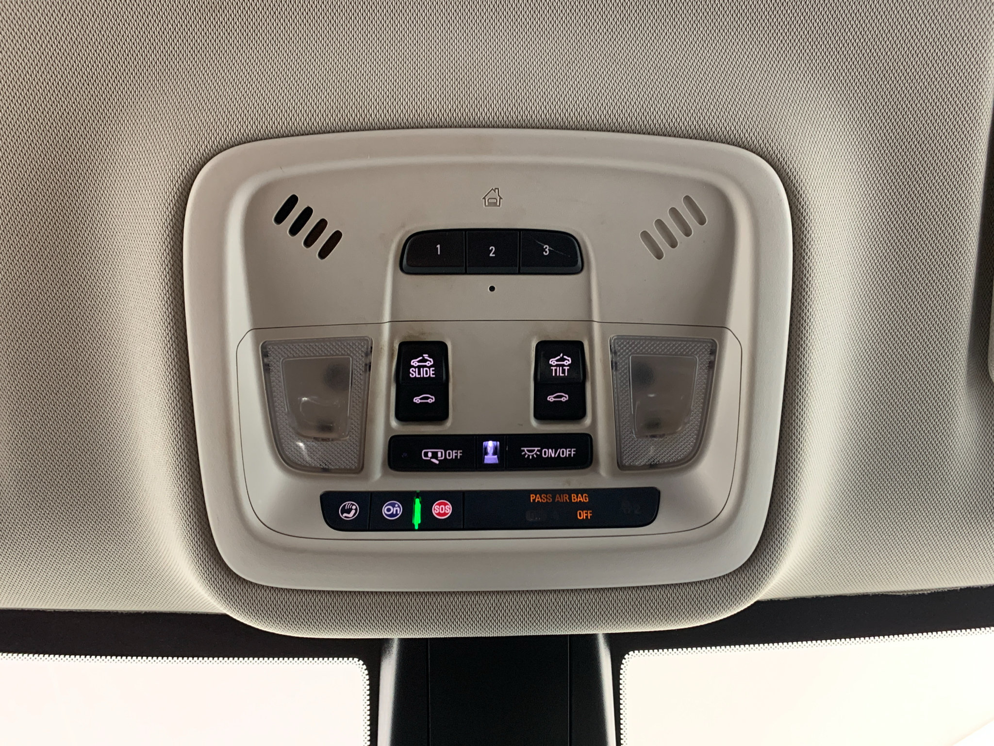 Used 2019 Chevrolet Traverse Premier AWD/4WD image 28