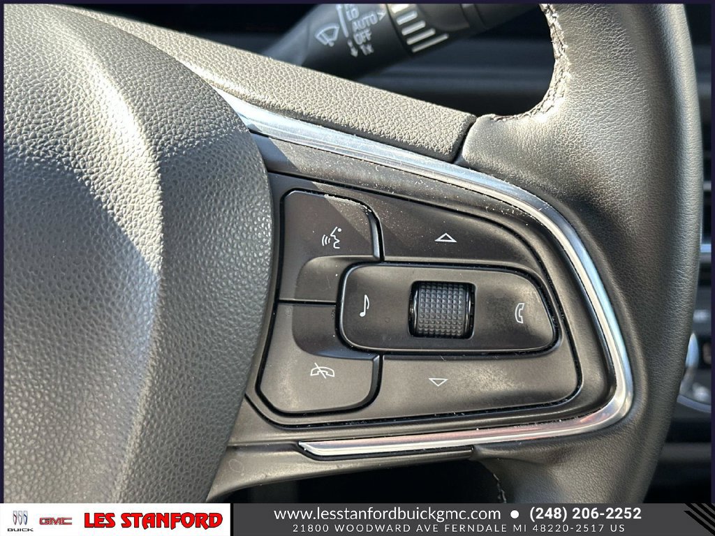 Used 2024 Buick Envista Sport Touring w/ Convenience I Package FWD image 24