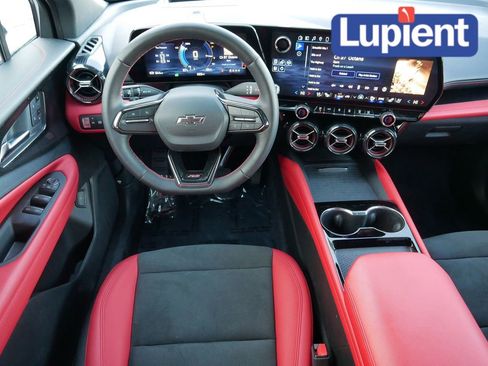 Used 2024 Chevrolet Blazer EV RS image 16