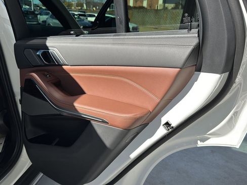 New 2026 BMW X5 xDrive40i w/ Climate Comfort Package image 13