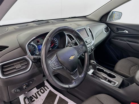 Used 2021 Chevrolet Equinox LT image 9