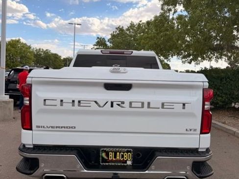 Used 2021 Chevrolet Silverado 1500 LTZ w/ LTZ Convenience Package II AWD/4WD image 7