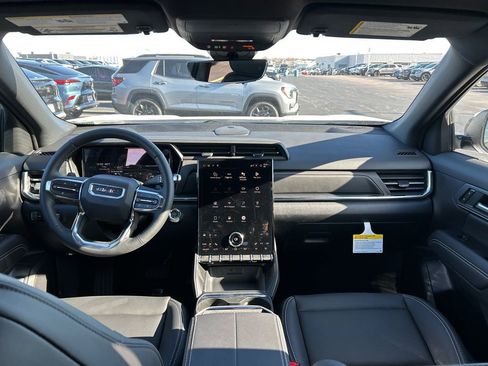 New 2026 GMC Terrain Elevation w/ Elevation Premium Package AWD/4WD image 32