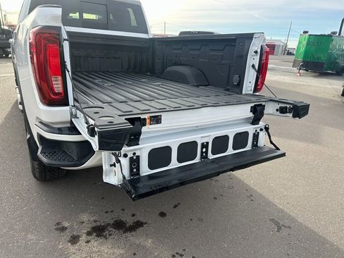 Used 2023 GMC Sierra 2500 Denali w/ Technology Package image 15