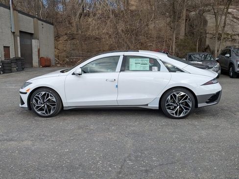New 2025 Hyundai Ioniq 6 Limited image 5
