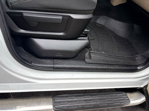 Used 2022 RAM 3500 Big Horn image 51