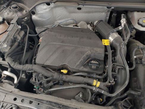 Used 2025 Buick Envista Preferred image 11