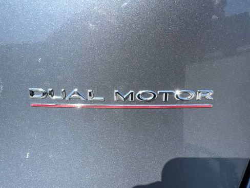 Used 2025 Tesla Model Y Performance AWD/4WD image 7