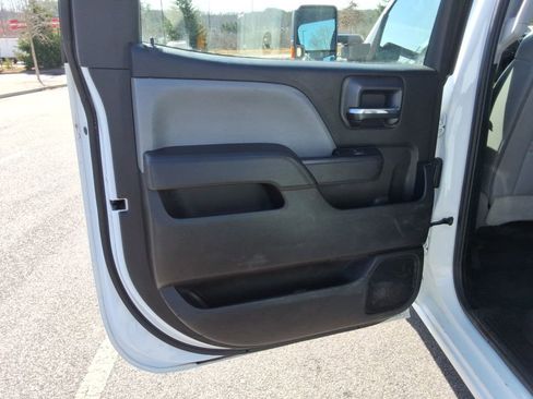 Used 2019 Chevrolet Silverado 3500 W/T w/ WT Convenience Package image 18