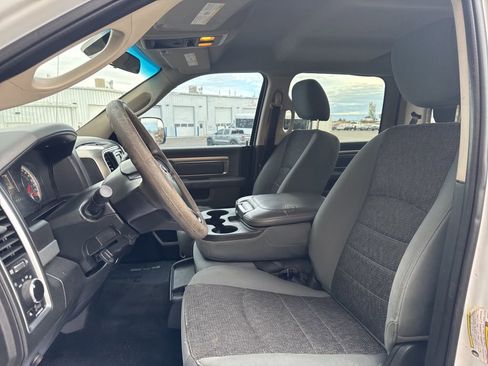 Used 2017 RAM 2500 SLT image 11