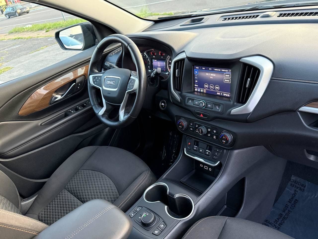 Used 2020 GMC Terrain SLE w/ Driver Convenience Package FWD image 22