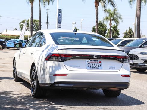 Used 2025 Honda Accord Sport image 13