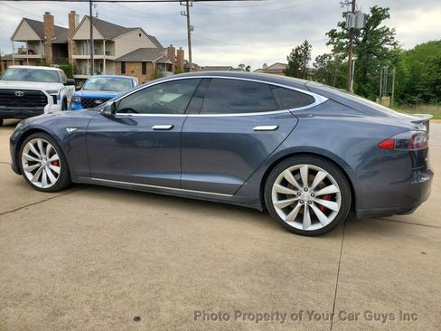 Used 2015 Tesla Model S AWD image 13