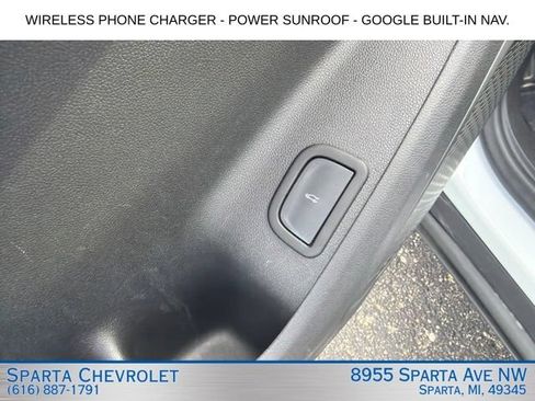Used 2025 Chevrolet Traverse LT w/ Sun and Wheel Package AWD/4WD image 20