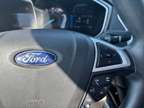 Used 2016 Ford Fusion SE FWD image 27