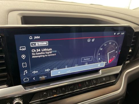 Used 2022 GMC Sierra 1500 SLT w/ SLT Premium Plus Package image 32