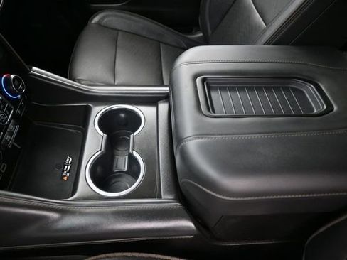 Used 2023 Chevrolet Tahoe High Country w/ Advanced Technology Package RWD image 20