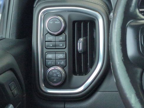 Used 2022 GMC Sierra 3500 Denali AWD/4WD image 39