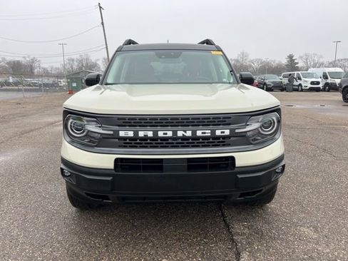 Certified 2024 Ford Bronco Sport Badlands w/ Premium Package image 2