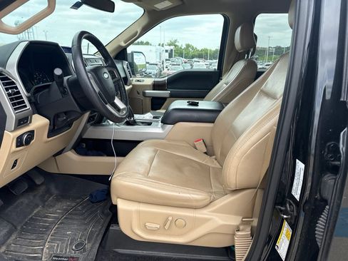 Used 2016 Ford F150 Lariat AWD/4WD image 13