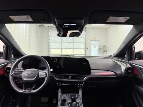 Used 2024 Chevrolet Equinox EV RS FWD image 26