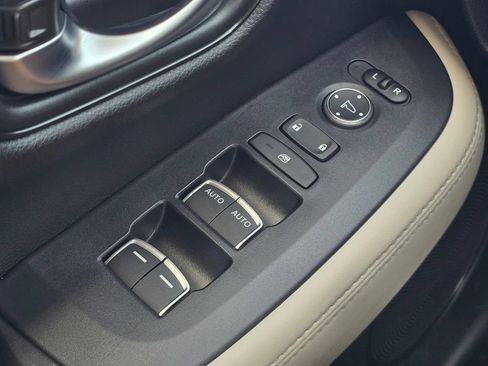 New 2027 Honda HR-V EX-L image 23