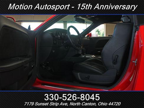 Used 2009 Dodge Challenger SRT8 w/ SRT Option Group II image 15