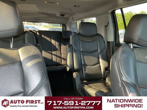 Used 2018 Cadillac Escalade ESV Luxury AWD/4WD image 20