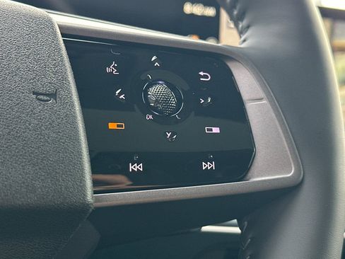 New 2026 Nissan Leaf Platinum+ w/ Cargo Package (Platinum+) image 30