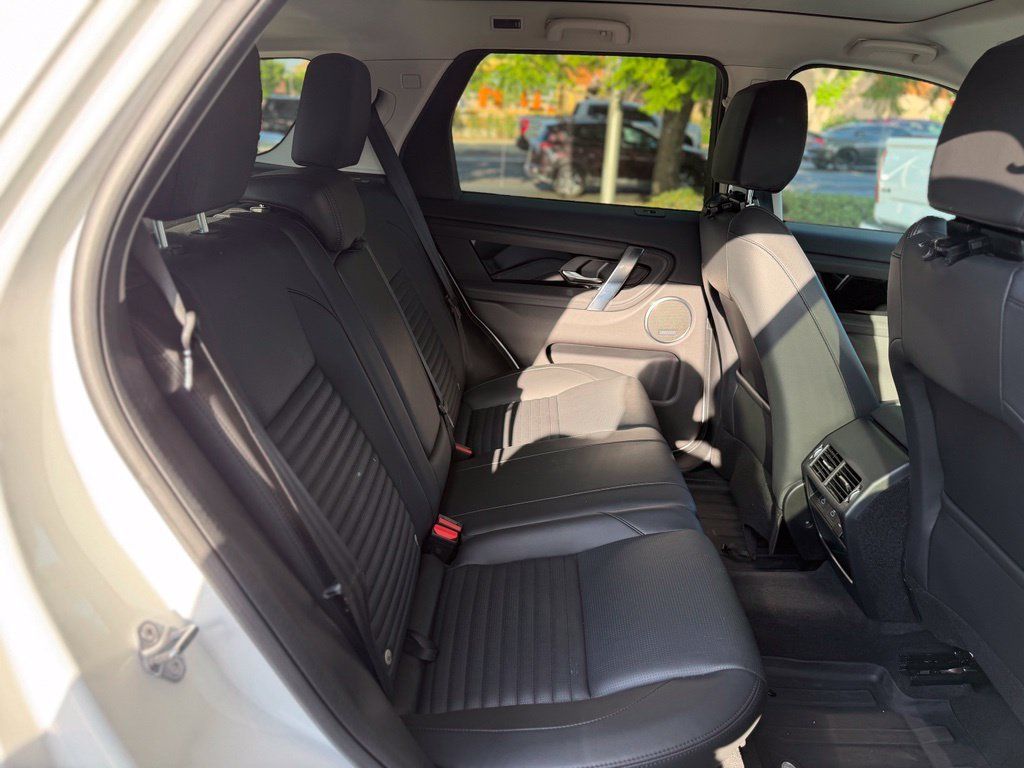 Used 2024 Land Rover Discovery Sport S AWD/4WD image 4