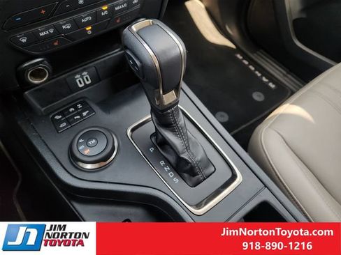 Used 2019 Ford Ranger Lariat w/ Equipment Group 501A Mid AWD/4WD image 21